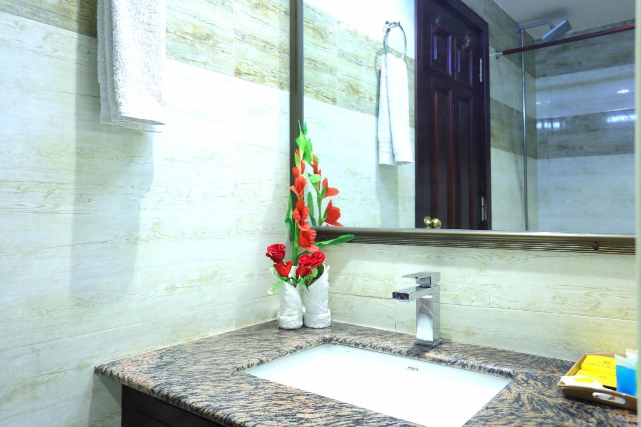 Rachna Hotel Gujranwala Экстерьер фото