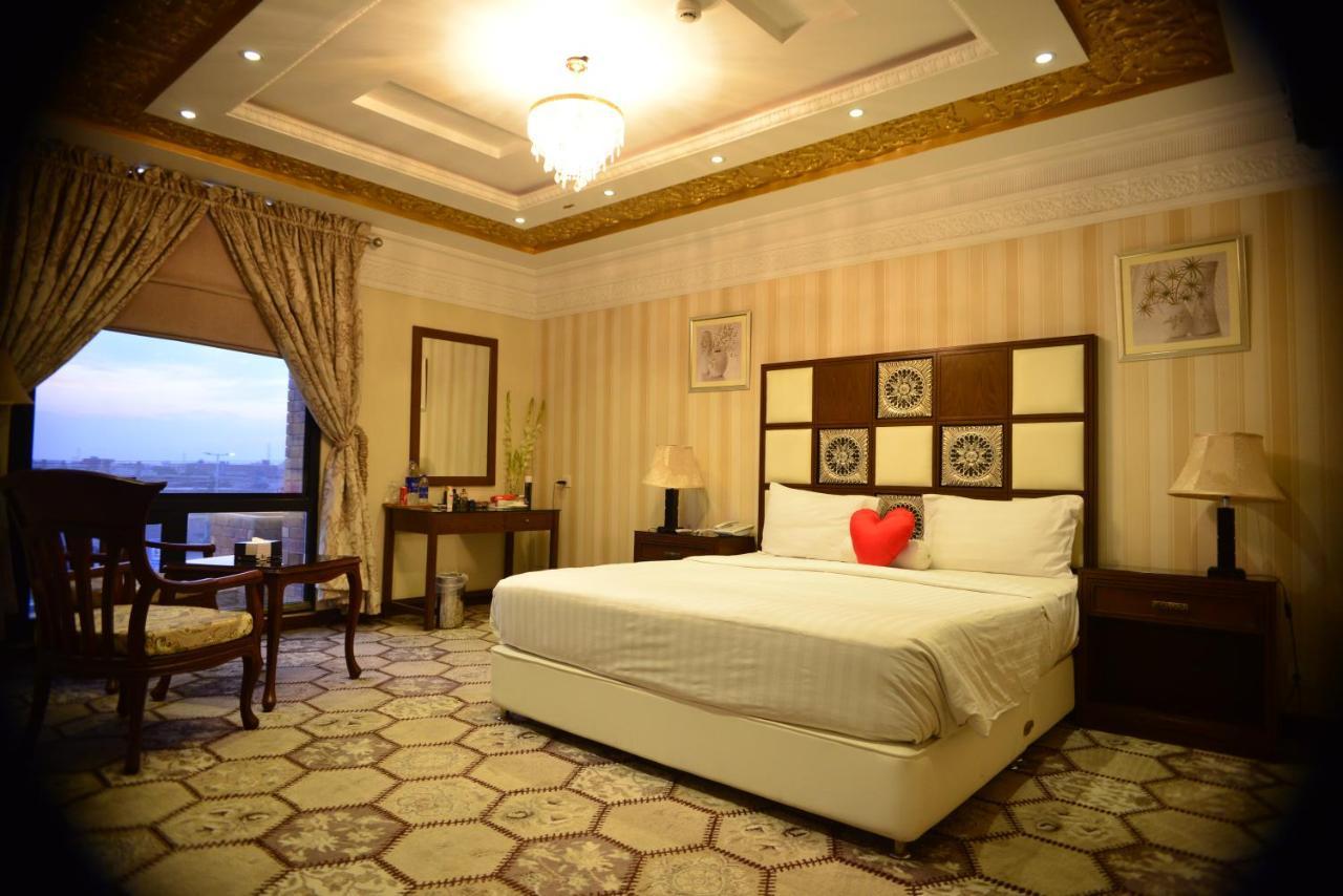 Rachna Hotel Gujranwala Экстерьер фото