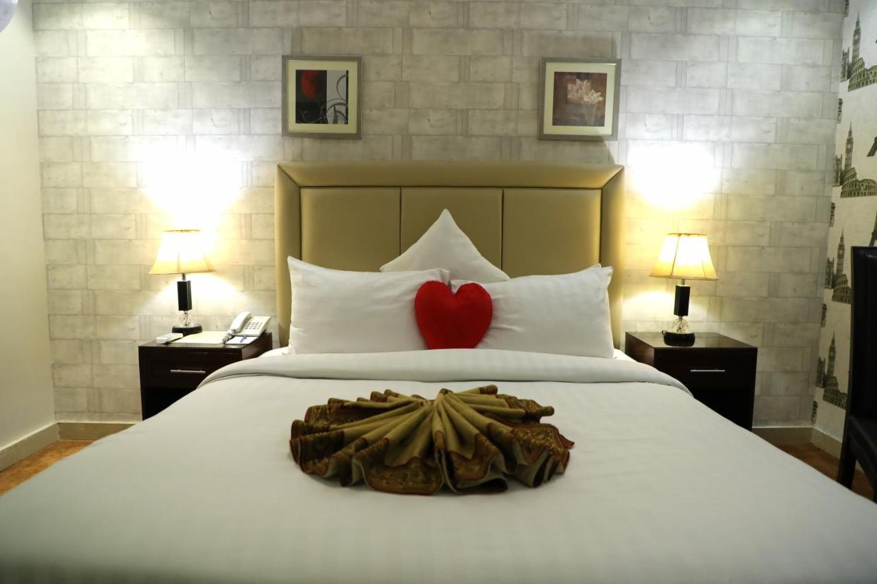 Rachna Hotel Gujranwala Экстерьер фото