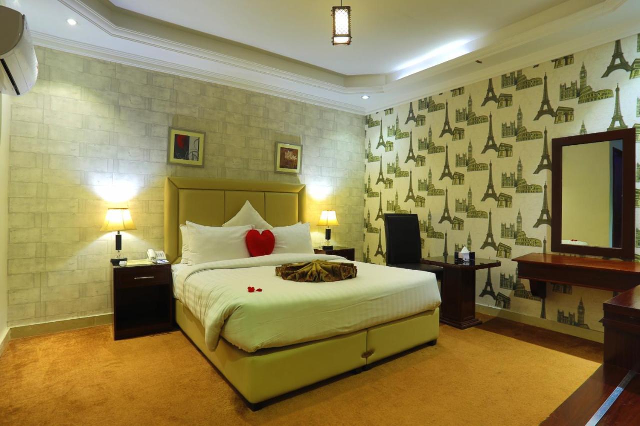Rachna Hotel Gujranwala Экстерьер фото