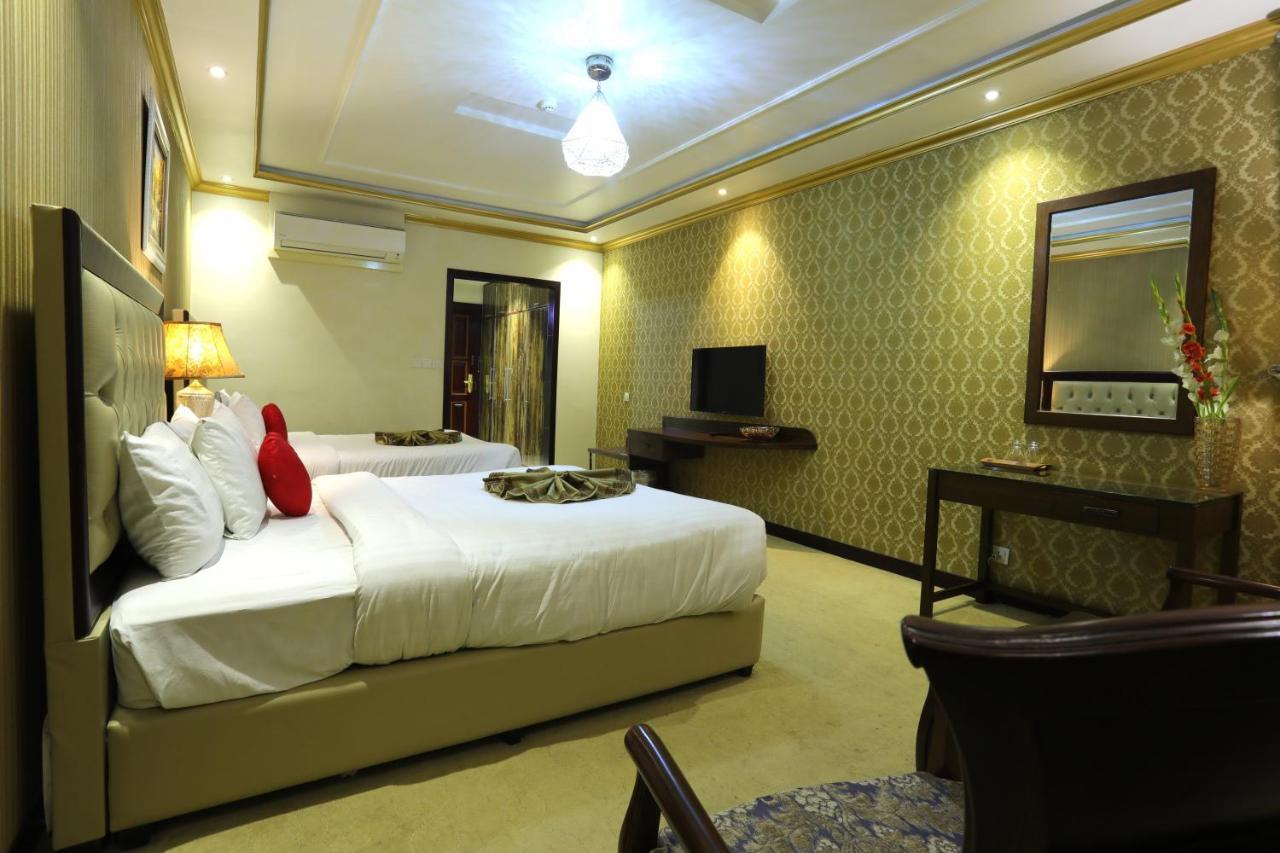 Rachna Hotel Gujranwala Экстерьер фото